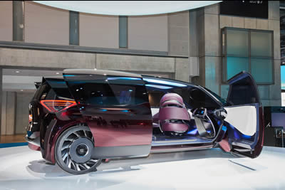 Toyota Fine Comfort Ride Hydrogen Fuel Cell Concept 